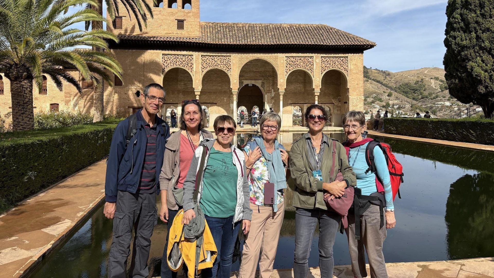 Mayte guiando en la Alhambra